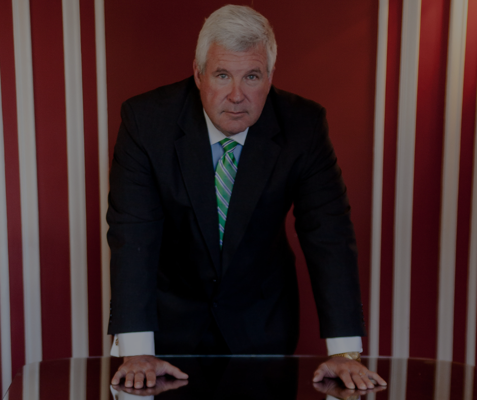 Georgia workers’ comp attorney helping an injured employee file a workplace injury claim.